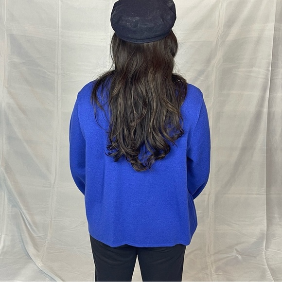 Retro Big Button Sweater - Picture 3 of 3